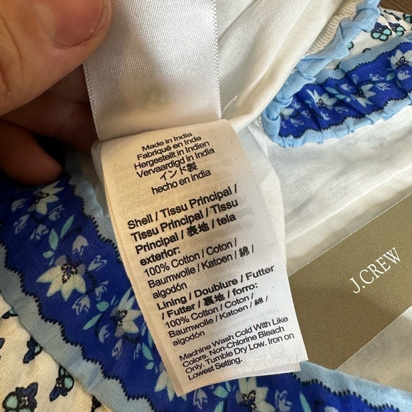 New J Crew Tiered skirt in blue ribbon block print - Picture 6 of 6